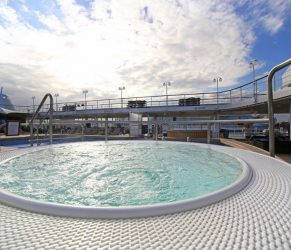 Silversea - Silver Wind - Pool Deck